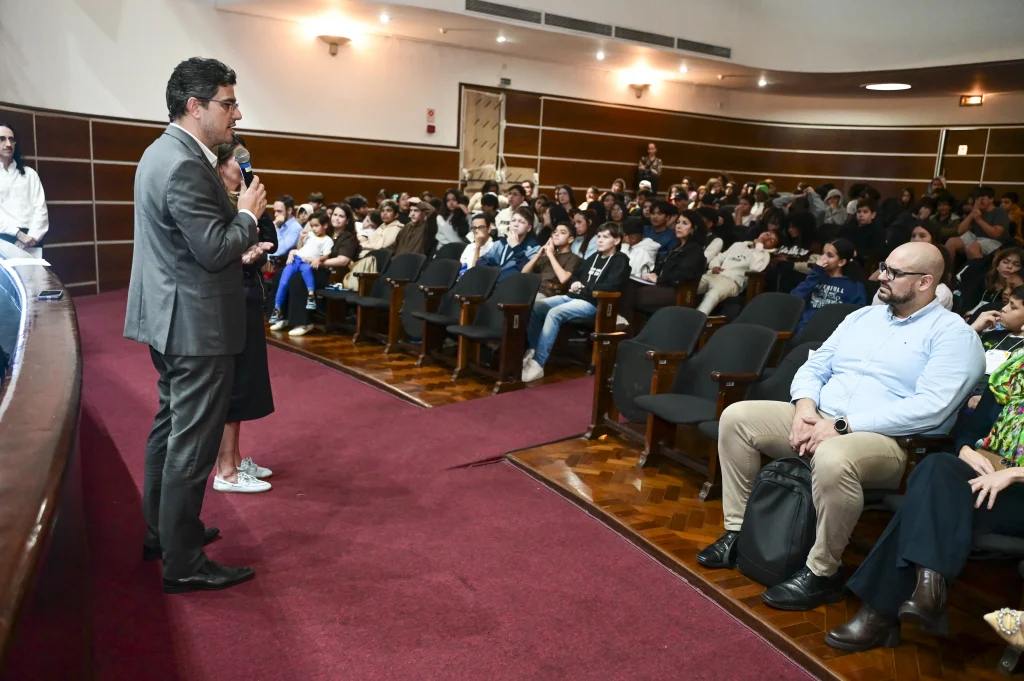 CGE SP promove 2ª edição de peça teatral sobre integridade para estudantes