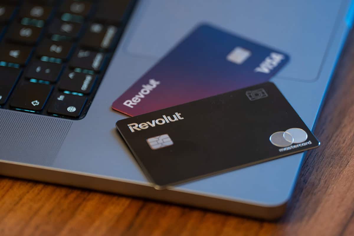 Falha global na Revolut afeta pagamentos, saques e transferências de clientes