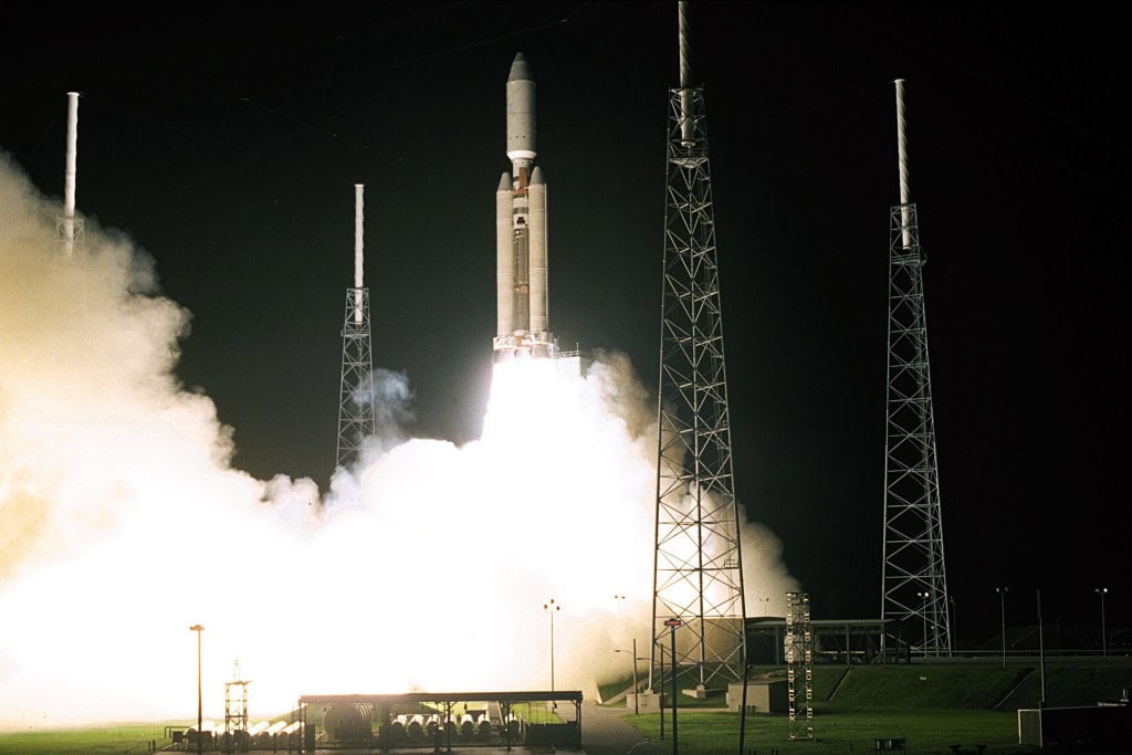 Missão Cassini-Huygens completa 29 anos de seu lançamento rumo a Saturno