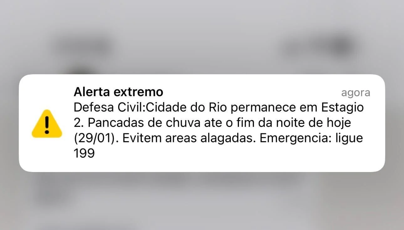 Por que os alertas da Defesa Civil chegam após o início das chuvas? Entenda