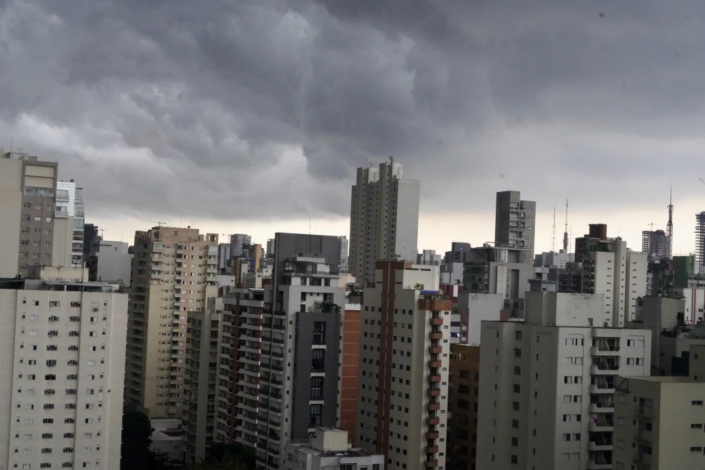 Previsão do tempo para sexta-feira (23), em SP: tempo instável