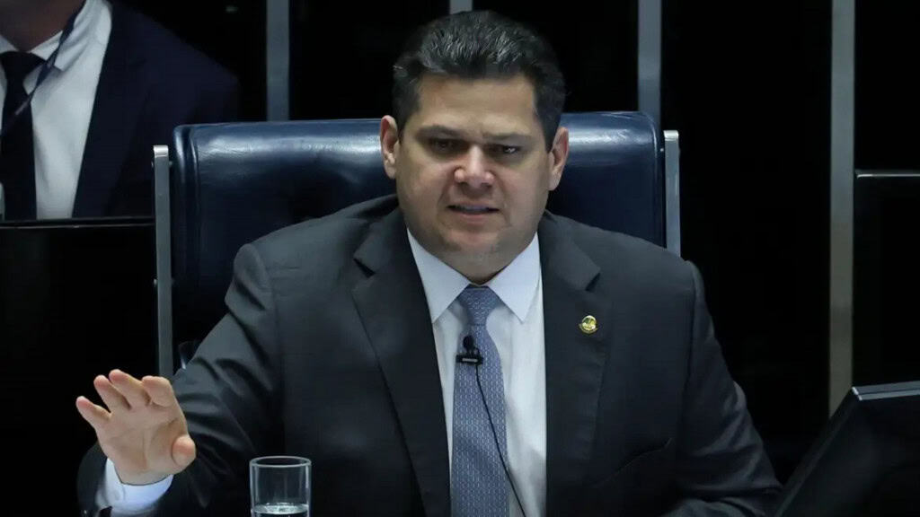 Senado aprova fim da escala 6x1 e define nova jornada de 40 horas